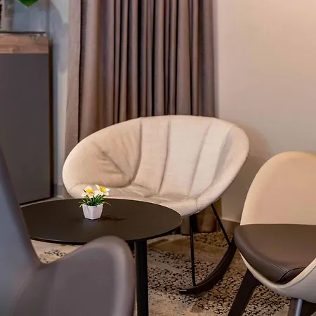 فندق B&B Hotel Memmingen ميمنغن