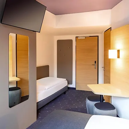 B&B Hotel Memmingen 3*